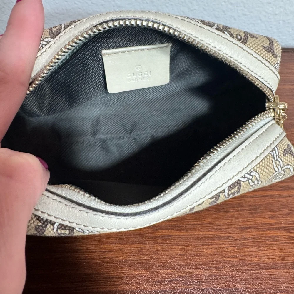 Gucci Anchor & Whale Cosmetic Pouch - Picture 6 of 11